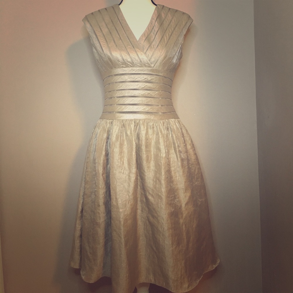 Vintage Knee Length Dress